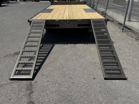New 2026 Diamond C GDD 102"x18' - 10K Deckover Equipment Trailer