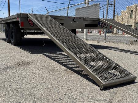 New 2026 Diamond C GDD 102"x18' - 10K Deckover Equipment Trailer