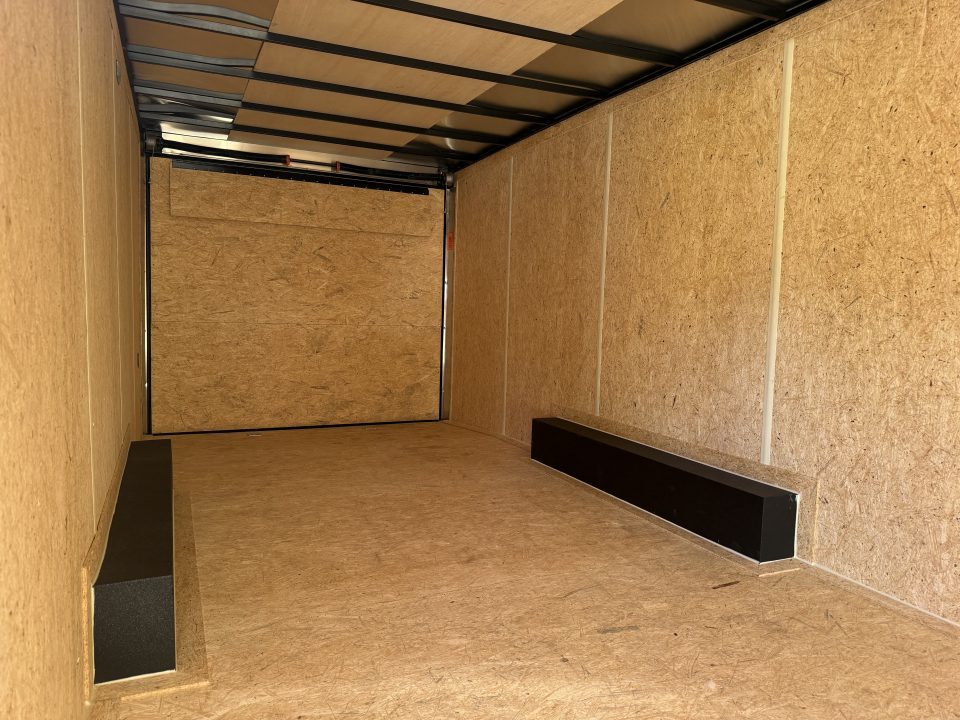 New 2026 Look Trailers 8.5X24 ST DLX Enclosed Cargo 7' Tall Ramp Cargo / Enclosed Trailer