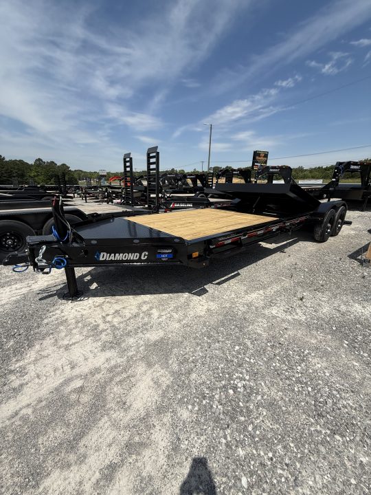 New 2026 Diamond C HDT 210 24’ Tilt Trailer, PACESETTER EDITION, 23K GVWR, HYD JACK, HEAVY FENDERS, FORK HOLDERS