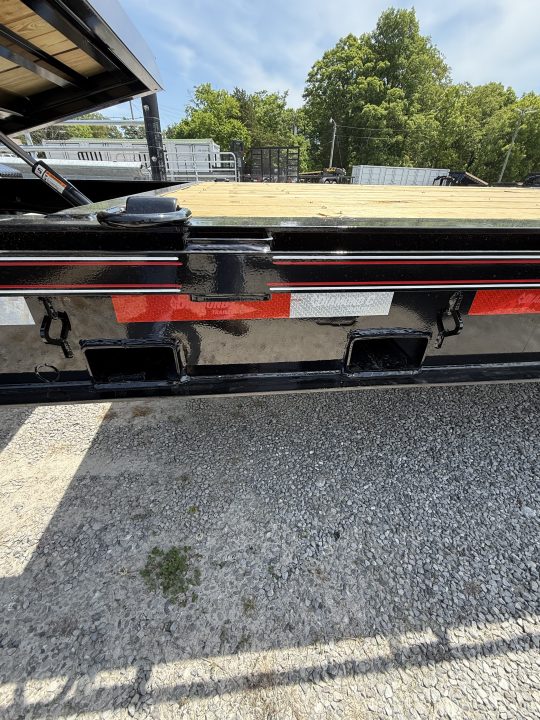 New 2026 Diamond C HDT 210 24’ Tilt Trailer, PACESETTER EDITION, 23K GVWR, HYD JACK, HEAVY FENDERS, FORK HOLDERS