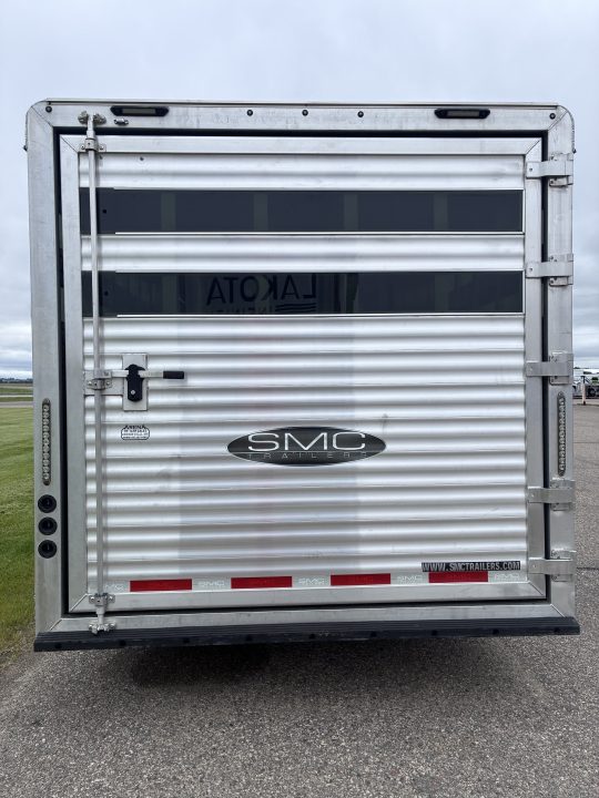 Used 2022 SMC 16' Stock 13' LQ Horse Trailer