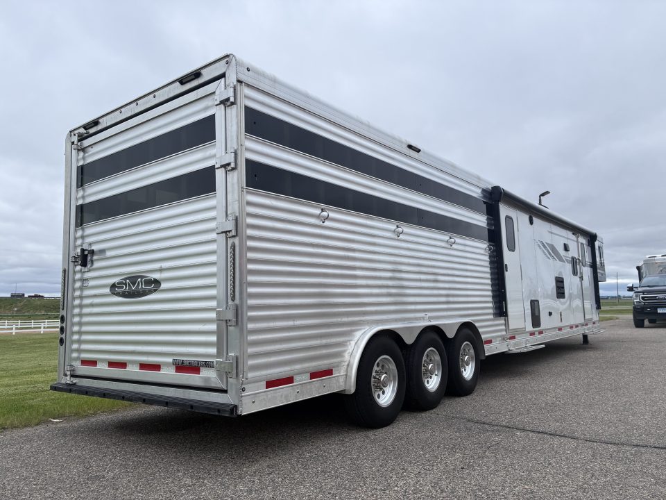 Used 2022 SMC 16' Stock 13' LQ Horse Trailer