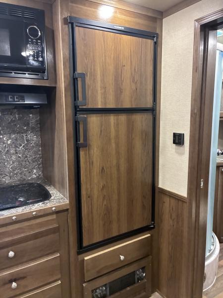 Used 2022 SMC 16' Stock 13' LQ Horse Trailer