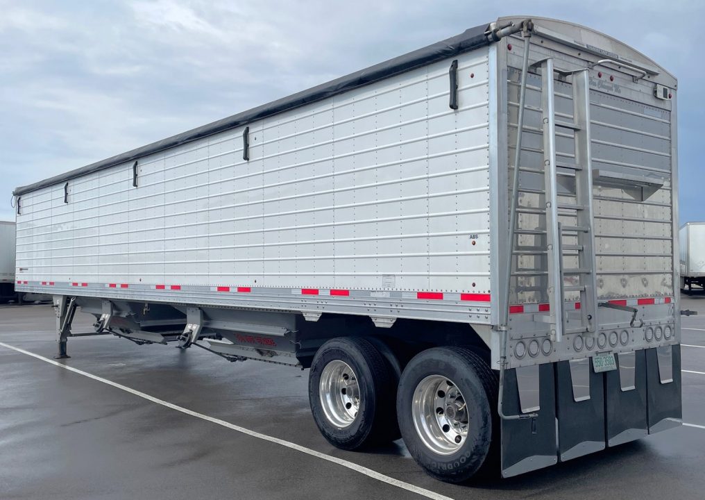 Used 2025 Timpte 42 X 96 X 84 Hopper Trailer Hopper Trailer