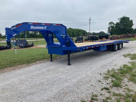 New 2026 Diamond C Trailers 102X35 TANDEM 25K GN HYDROTAIL W/ BLACKWOOD RUNNERS, HYDROJACKS, SOLAR & WIRELESS REMOTE Flatbed Trailer