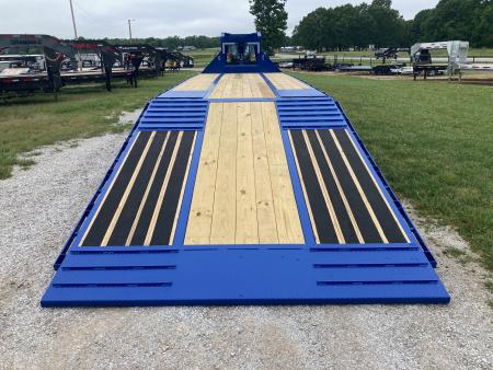New 2026 Diamond C Trailers 102X35 TANDEM 25K GN HYDROTAIL W/ BLACKWOOD RUNNERS, HYDROJACKS, SOLAR & WIRELESS REMOTE Flatbed Trailer