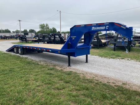 New 2026 Diamond C Trailers 102X35 TANDEM 25K GN HYDROTAIL W/ BLACKWOOD RUNNERS, HYDROJACKS, SOLAR & WIRELESS REMOTE Flatbed Trailer
