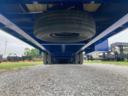 New 2026 Diamond C Trailers 102X35 TANDEM 25K GN HYDROTAIL W/ BLACKWOOD RUNNERS, HYDROJACKS, SOLAR & WIRELESS REMOTE Flatbed Trailer