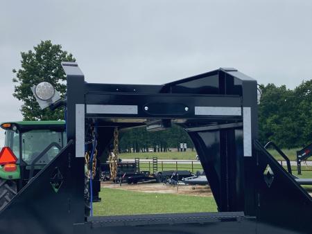 New 2026 Diamond C Trailers 102X40 TANDEM 40K HYDROTAIL W/ ALUM FLOOR, HYDROJACKS, AIR RIDE, 72" SPREAD & WIRELESS REMOTE Deckover Trailer