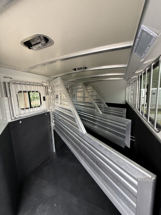 New 2027 Cimarron Trailers Norstar 4 Horse SL GN Horse Trailer