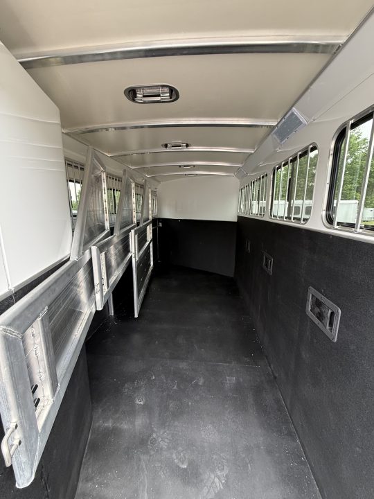 New 2027 Cimarron Trailers Norstar 4 Horse SL GN Horse Trailer