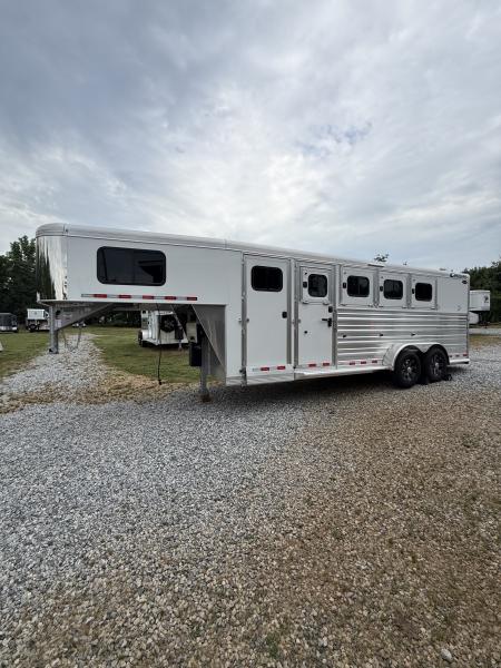 New 2027 Cimarron Trailers Norstar 4 Horse SL GN Horse Trailer