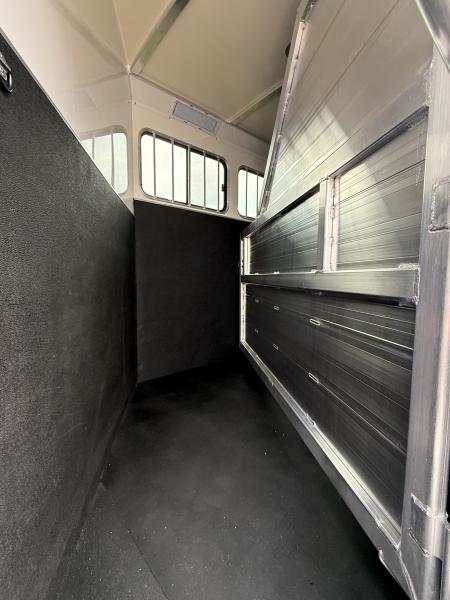 New 2027 Cimarron Trailers Norstar 4 Horse SL GN Horse Trailer