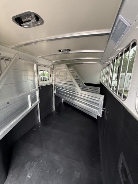 New 2027 Cimarron Trailers Norstar 4 Horse SL GN Horse Trailer