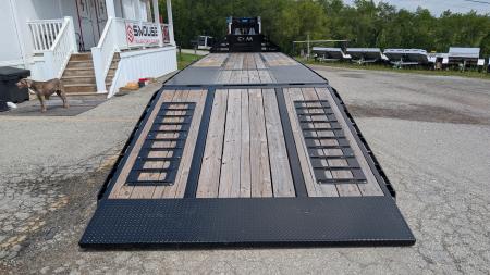 New 2025 CAM SUPERLINE 34' (24' + 10' Dove) Gooseneck Deckover w/ Hydraulic Dove & Jacks