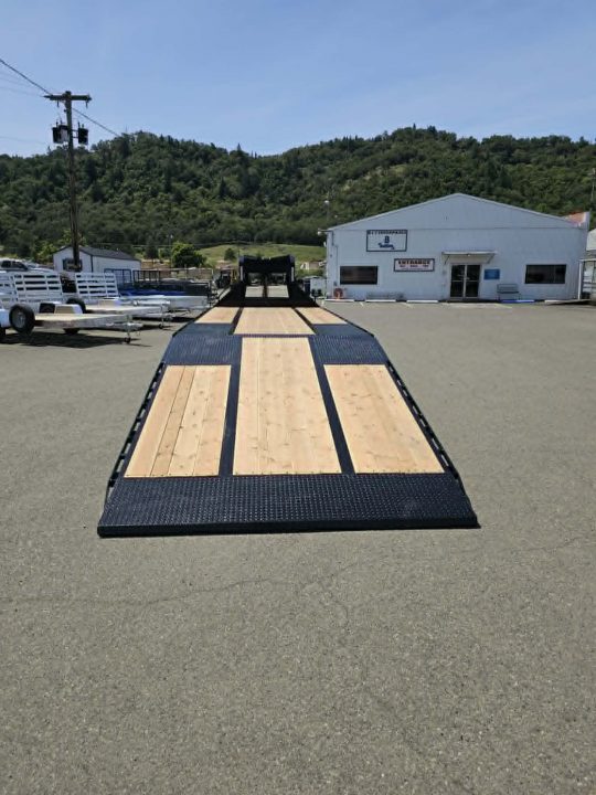 New 2027 Double A GHB208-30HBT GOOSENECK Equipment Trailer 30' W/HYDRAULIC DOVETAIL