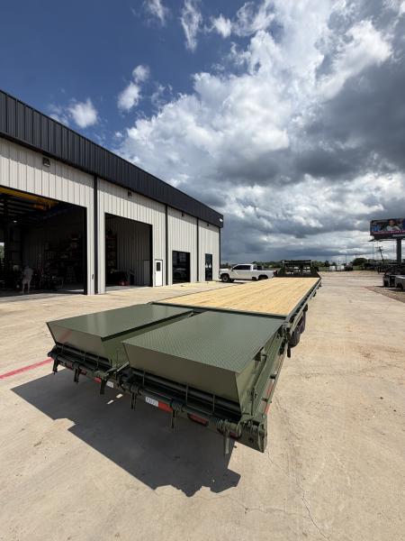 New 2026 Delco Trailers FA40 Deckover Trailer