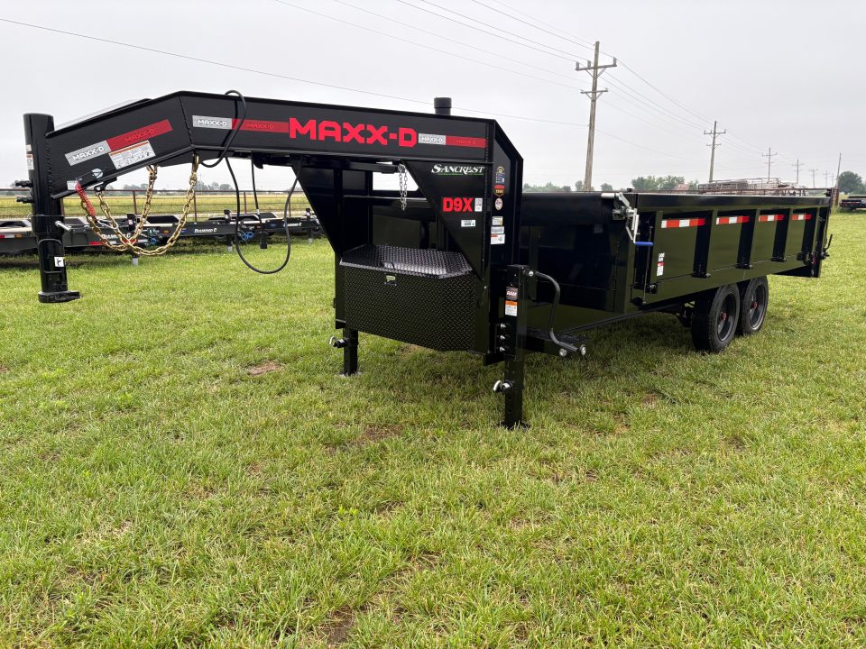 New 2027 MAXX-D 96x16 Tandem 17.5K GN Dump Trailer W/ Fold Down Sides & Telescopic Hoist
