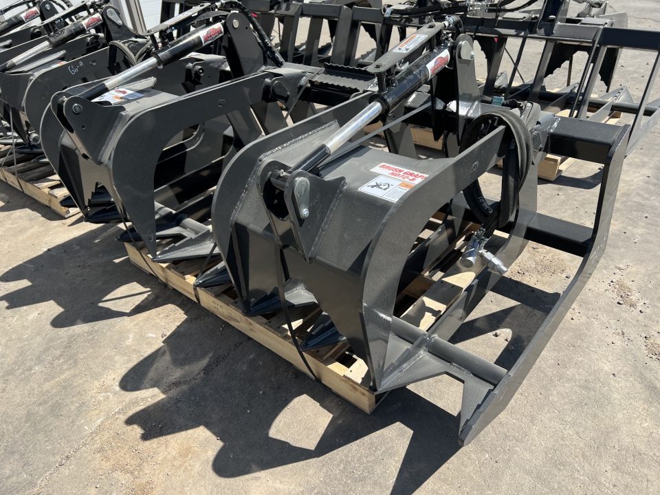 New 2026 Stout 72" Skid Steer Brush Grapple Bucket Attachment