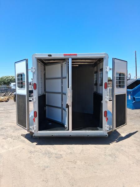 Used 2014 Kiefer Manufacturing 2H BP XLA Horse Trailer