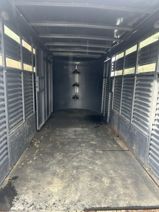 Used 2006 Featherlite 16' Stock Combo