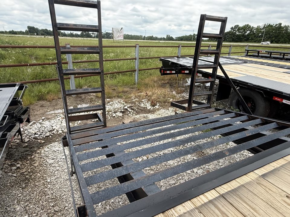 Used 1999 Homemade 20+4 W/ STAND UP Deckover Trailer