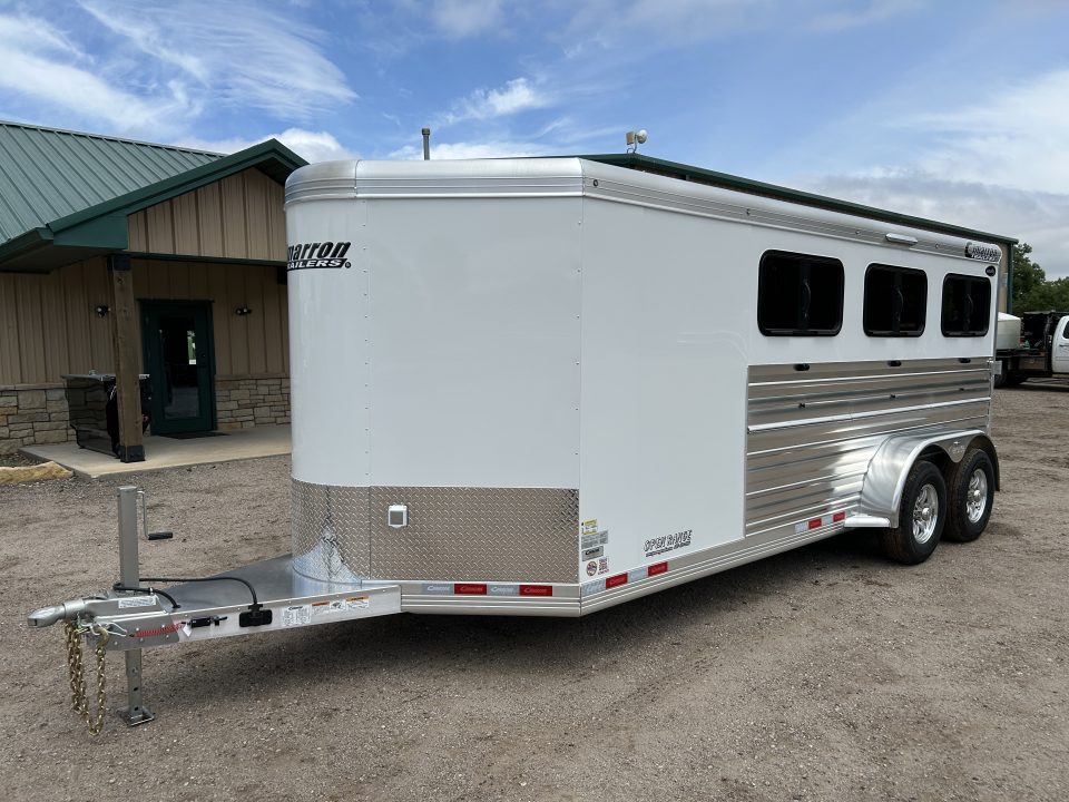 New 2027 Cimarron Trailers Showstar 6 Pen Trailer