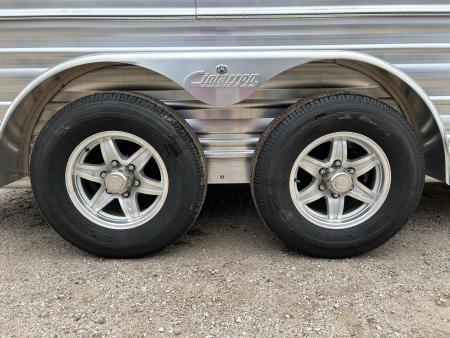 New 2027 Cimarron Trailers Showstar 6 Pen Trailer