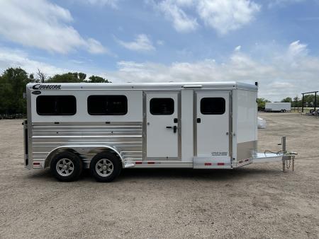 New 2027 Cimarron Trailers Showstar 6 Pen Trailer