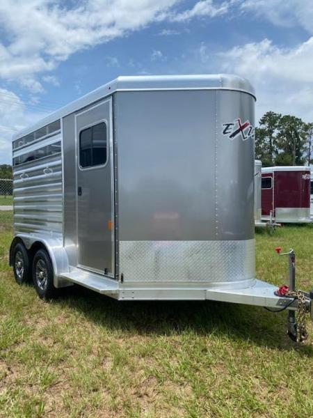 New 2026 Exiss Trailers EXPRESS 2H CXF EDITION Horse Trailer