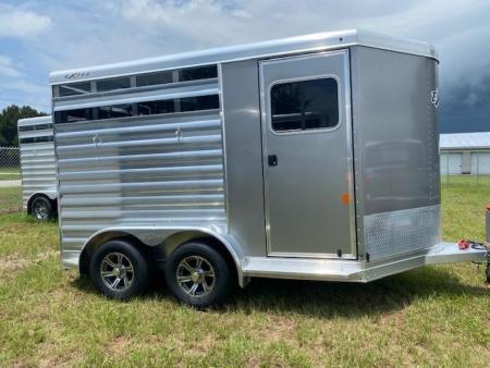 New 2026 Exiss Trailers EXPRESS 2H CXF EDITION Horse Trailer
