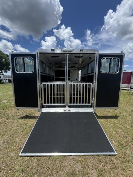 New 2027 Shadow 6 Pen Supreme Stock / Stock Combo Trailer