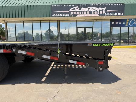 New #386265 2026 LOAD TRAIL GP 25 X 102 TANDEM AXLE LOW-PRO 14K FLATBED GOOSENECK W/ MAX RAMPS