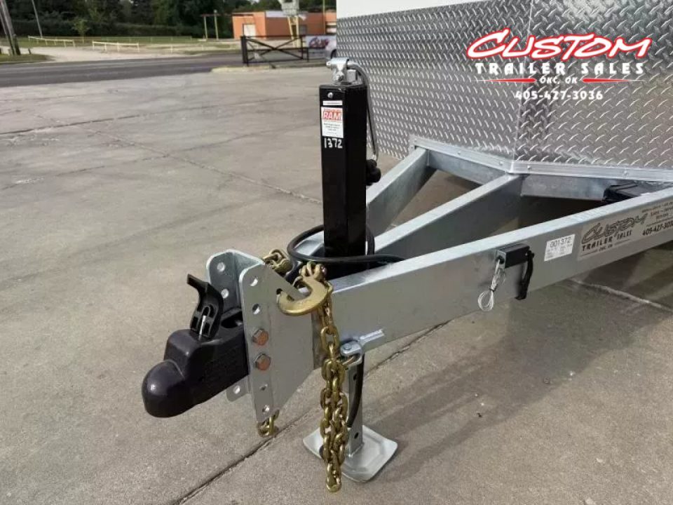 Enclosed Cargo Trailer photo 7