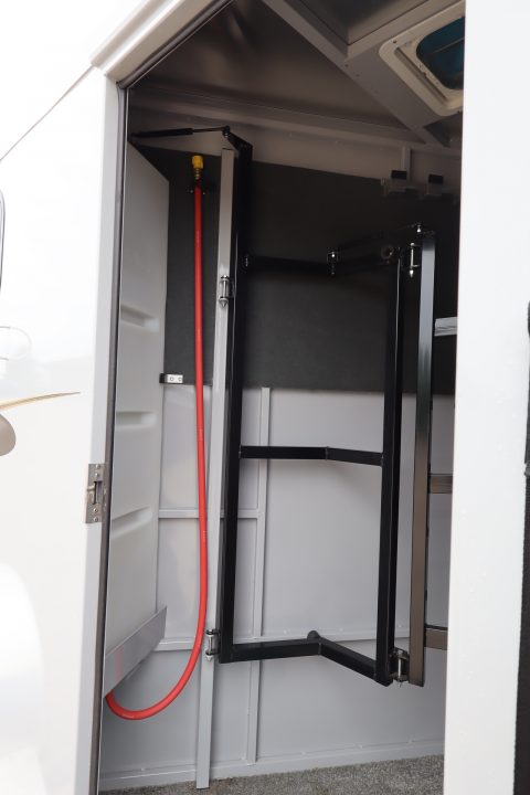 Used 2025 Trails West 3 Horse BP Trailer