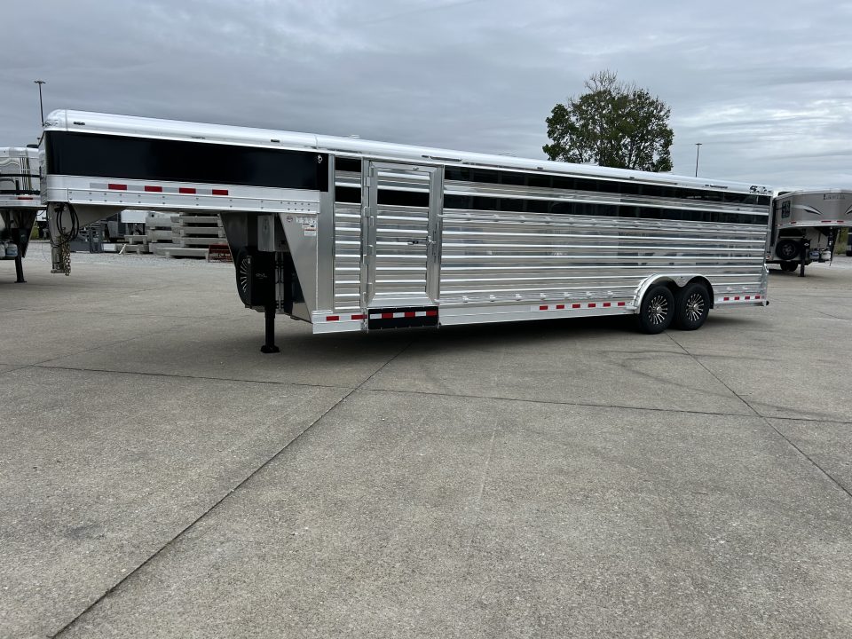 New 2027 4-Star Trailers 8x28 Club Calf Stock Trailer