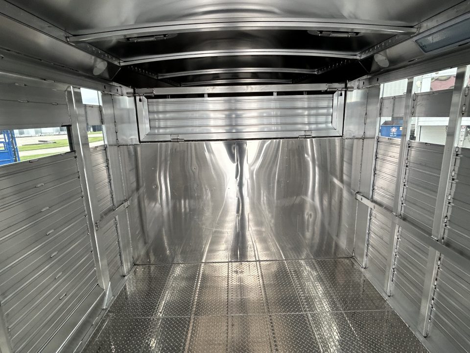 New 2027 4-Star Trailers 8x28 Club Calf Stock Trailer