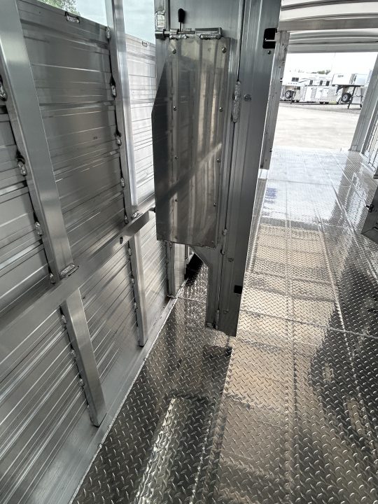 New 2027 4-Star Trailers 8x28 Club Calf Stock Trailer