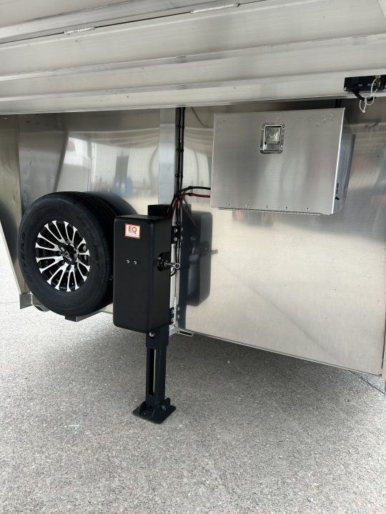 New 2027 4-Star Trailers 8x28 Club Calf Stock Trailer
