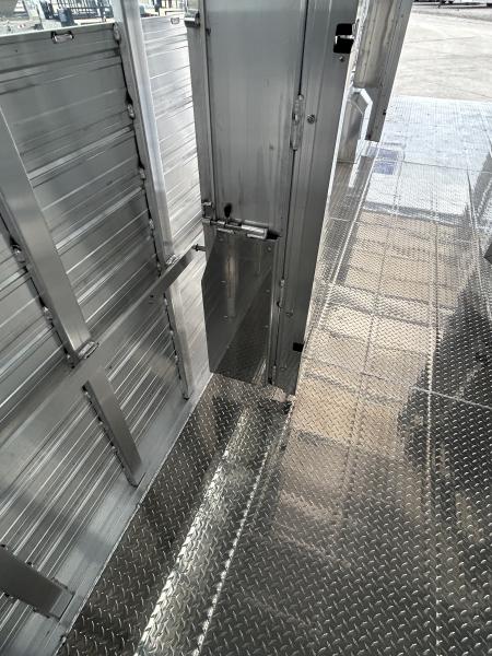 New 2027 4-Star Trailers 8x28 Club Calf Stock Trailer