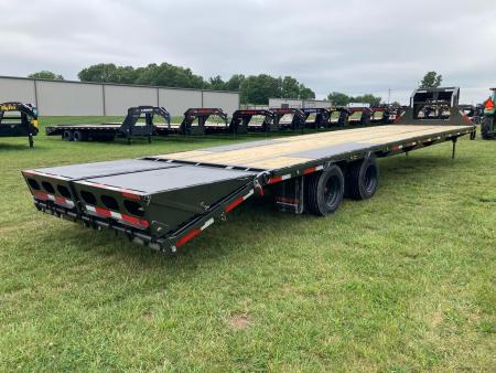 New 2027 MAXX-D 102x36 TANDEM 25.9K GN W/ HYDROJACKS, MAX RAMPS & DISC BRAKES Flatbed Trailer