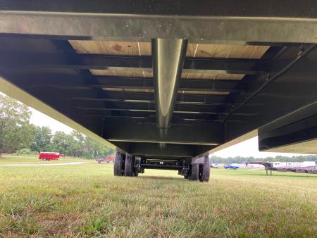 New 2027 MAXX-D 102x36 TANDEM 25.9K GN W/ HYDROJACKS, MAX RAMPS & DISC BRAKES Flatbed Trailer