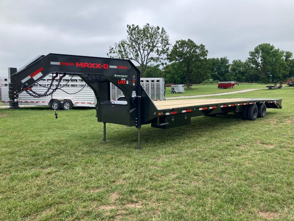 New 2027 MAXX-D 102X36 TANDEM 40K GN W/ HYDROJACKS, MAX RAMPS & DISC BRAKES Flatbed Trailer