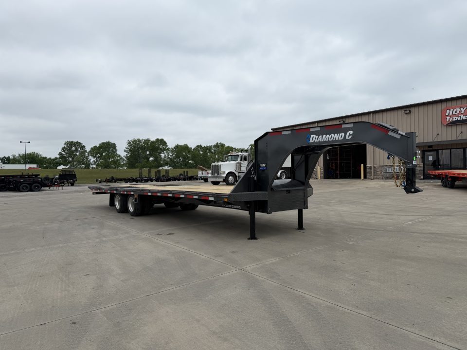 New 2026 Diamond C Trailers FMAX 212 Hydraulic Dovetail 102 x 32