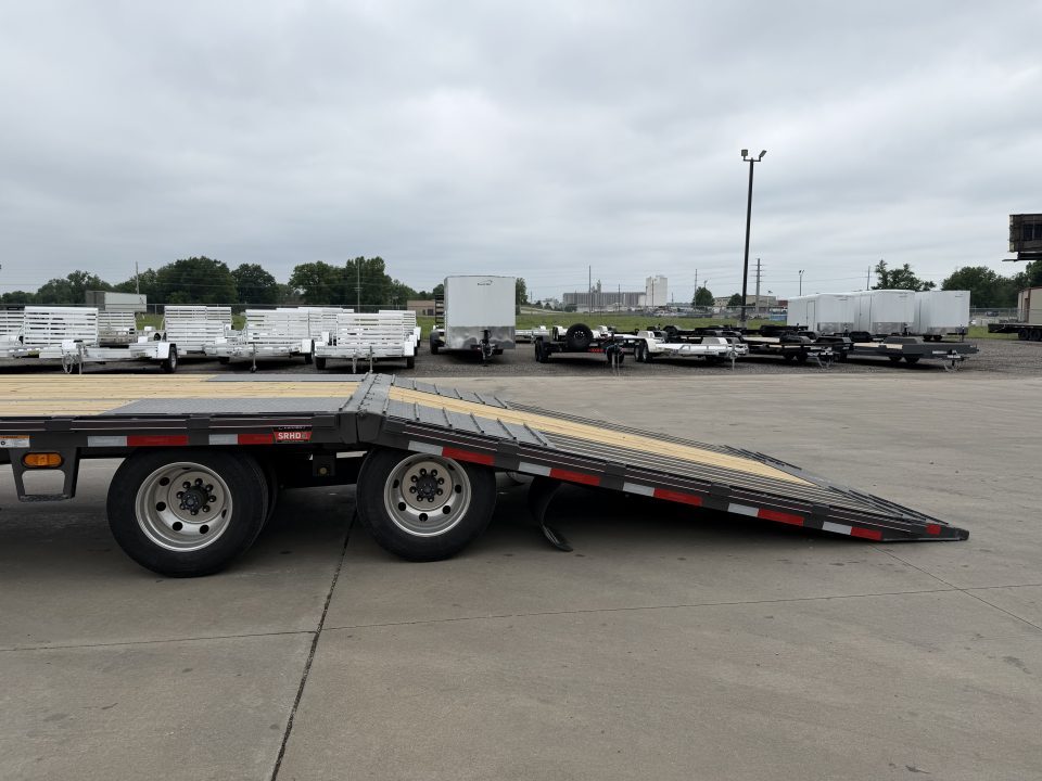 New 2026 Diamond C Trailers FMAX 212 Hydraulic Dovetail 102 x 32
