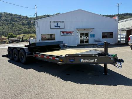 New SALE! SPLIT-TILT 2026 Diamond C Trailers HDT307 82X22 Equipment TRIPLE AXLE 21000 GVWR METALLIC GRAY
