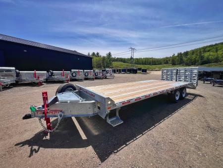 New 2026 Triumph 102X25 Deckover/ Max Wedge Ramps / Galvanized/ Oil Bath hubs/ 20k GVW