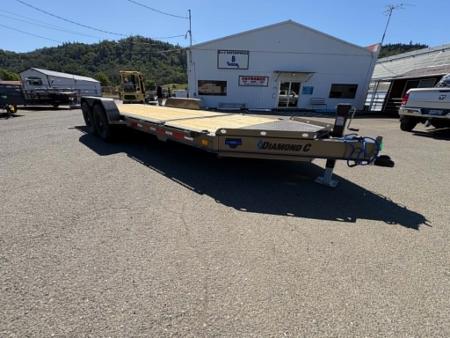 New SALE! SPLIT-TILT 2026 Diamond C HDT207 82X20 Equipment Trailer 15500 GVWR METALLIC MOCHA