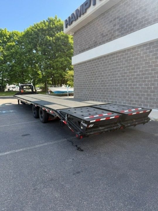 New 2027 PJ Trailers LD40 Equipment Trailer